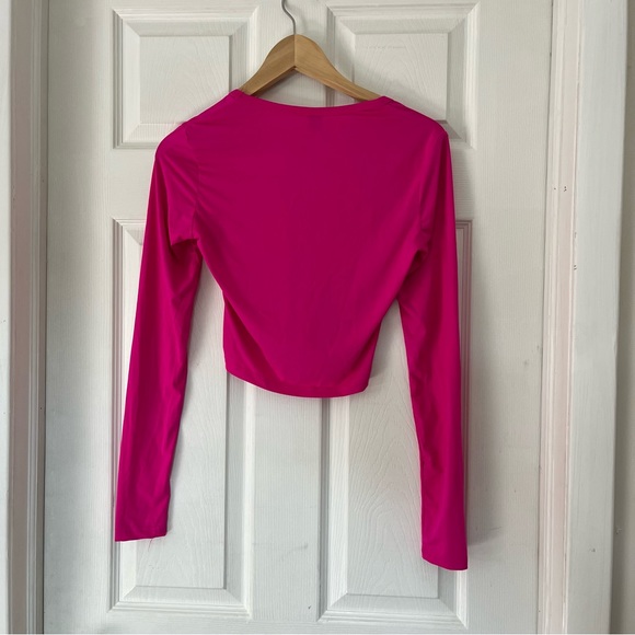 Shein Solid Hot Pink Long Sleeve Crop Top Size S - Picture 2 of 7